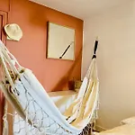 Maisonnette Climatisee A 35m De La Plage De La Capte * Hyères