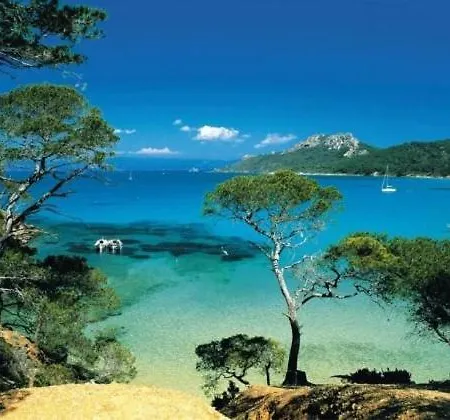 Semesterbostad Maisonnette Climatisee A 35m De La Plage De La Capte Hyères