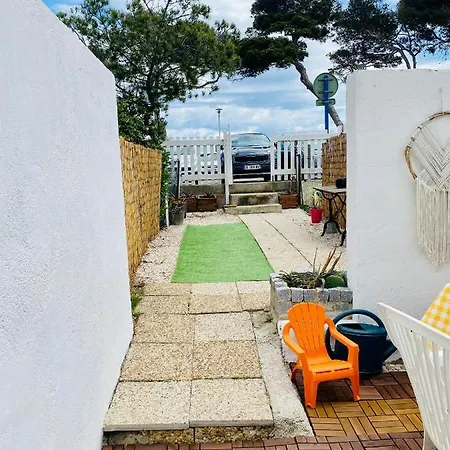 Maisonnette Climatisee A 35m De La Plage De La Capte Semesterbostad *