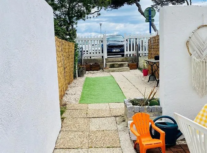 Maisonnette Climatisee A 35m De La Plage De La Capte Сasa de vacaciones *