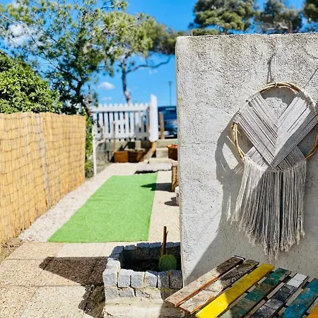 Prázdninový dům Maisonnette Climatisee A 35m De La De La Capte